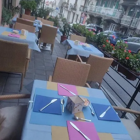 Hotel Caporal