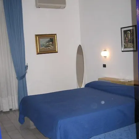 Caporal Hotel 3*